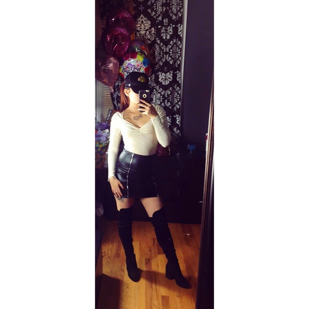 Forever 21 velvetty bodysuit